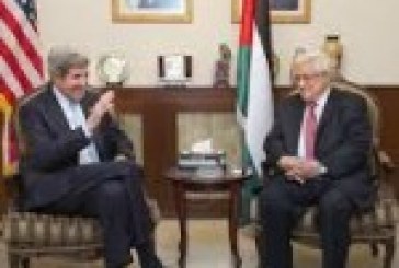 Kerry a demandé à Abbas d' »intensifier » le dialogue israélo-palestinien