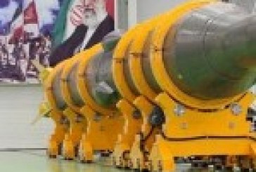 L’Iran présente 30 missiles balistiques d’une portée de 2.000 km