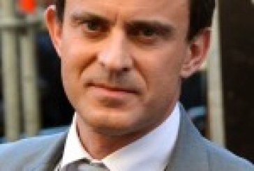 Valls: Roland Dumas reprend la « vieille rengaine de l’antisémitisme »