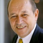 jean-yves-le-drian-ministre-de-la-defense