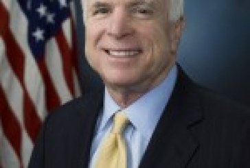 USA : John McCain critique Obama