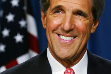 Kerry dénonce sur une TV israélienne « l’hystérie » autour du nucléaire iranien