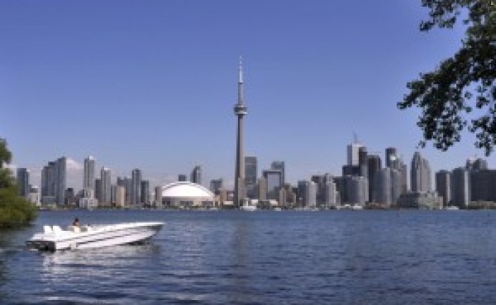 Le drapeau d’Israël flotte à Toronto