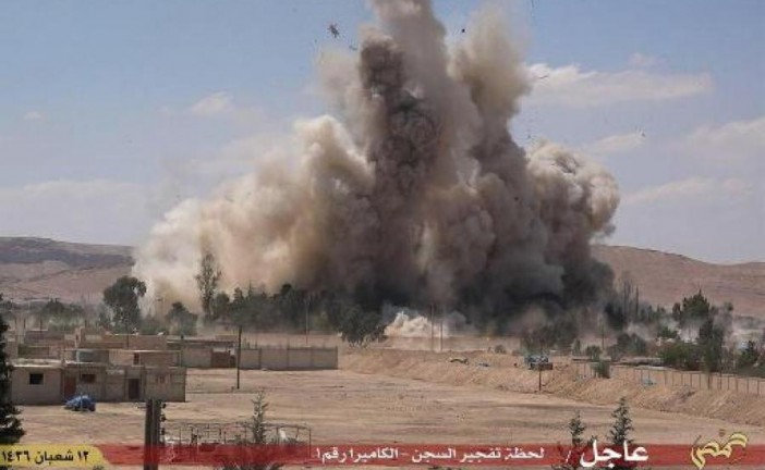 Syrie : Daech détruit la prison de Palmyre, symbole de la terreur du régime