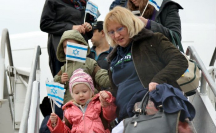 Chiffre record pour l’alya des Russes et des Ukrainiens en 2015
