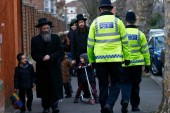 L’antisémitisme augmente aussi en Angleterre.