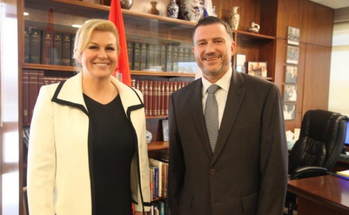 Youli Edelstein reçoit la présidente Croate.