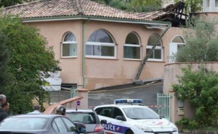 Auch, mosquée incendiée « les enquêteurs se penchent aussi sur la piste d’extrémistes musulmans »