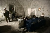 Un soldat blessé par des jets de pierres et des cocktails Molotov près du tombeau de Joseph.