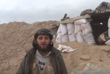Vidéo – Un commandant djihadiste tué en pleine interview par une frappe aérienne