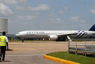 Fausse alerte à la bombe dans un vol Air France: un passager en garde à vue à Paris