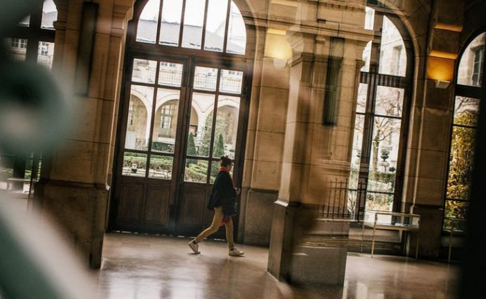 6 lycées parisiens évacués pour des alertes à la bombe.