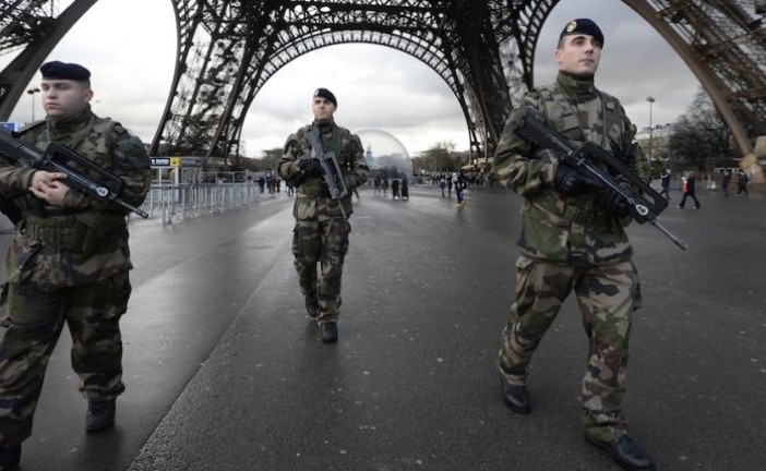 L’Assemblée nationale examine un projet de loi anti-terroriste inspiré des mesures israéliennes.