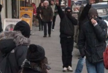 Des néo-nazis et des pro-palestiniens manifestent ensemble contre la projection d’un film israélien à Berlin.