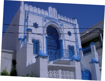 une synagogue dans la ville de La-Marsa