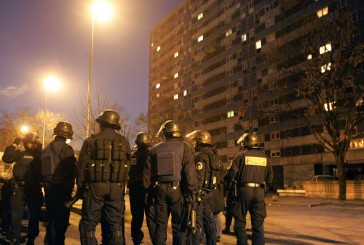 Seine-Saint-Denis : quatre policiers blessés après une embuscade, deux arrestations