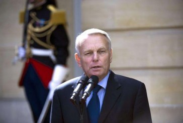 France-Israël. Apres avoir été le pire Premier Ministre de la 5 eme République,  J.M. Ayrault Ministre des affaires étrangères salue un discours « courageux » de Kerry.