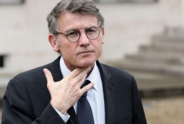 Accusé de devoir 20.000 euros au PS,Pour Vincent Peillon, la couleuvre ne passe pas !!!