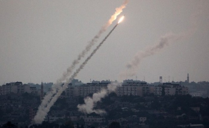 Une roquette tirée depuis Gaza explose en vol, pas de blessé