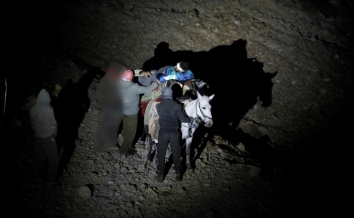 Arrivés à dos d’ânes, des blessés syriens s’en remettent à Israël