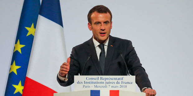 Diner-du-Crif-Macron-veut-lutter-contre-le-racisme-et-l-antisemitisme-sur-internet