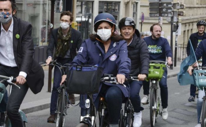 INFO CAPITAL. Un avocat parisien va déposer un référé contre la mairie de Paris. Il dénonce le danger des pistes cyclables pour la santé.