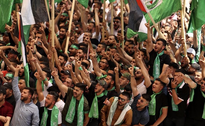 Une victoire écrasante pour le Hamas lors des élections étudiantes de Birzeit