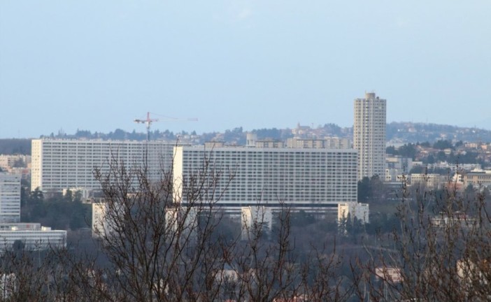 Un homme juif de 90 ans défénestré à Lyon, la piste antisémite exclue