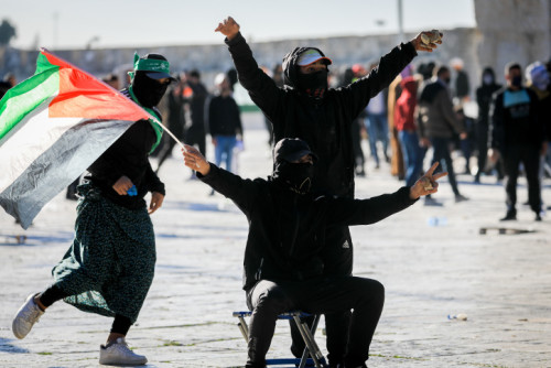 Palestinian protesters clash with Israeli security forces on the holy month of Ramadan at the Al-Aqsa mosque compound in Jerusalem's Old City on April 15, 2022. Photo by Jamal Awad/Flash90 *** Local Caption *** ???????? ?????? ????? ???? ????? ????? ??? ??????? ????? ??????? ?? ???? ?? ???? ???? ??? ??? ????? ??????? ????? ???? ???????