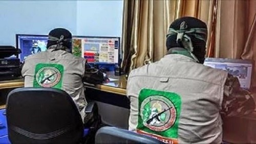 Hamas-Cyber-combattant-la-cagoule-est-pour-la-photo-jimagine-[1]