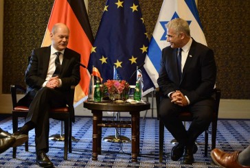 Yair Lapid annonce qu’Israël « jouera un rôle dans la construction de la nouvelle force de défense allemande »