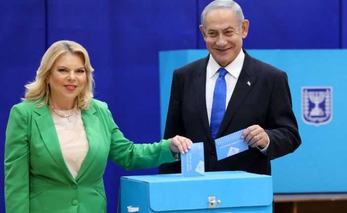 Elections israéliennes : après 85% de voix décomptées, Benjamin Netanyahu est toujours en tête