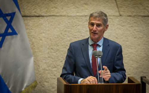 MK Yair Golan speaks during a Knesset plenary session at the Knesset, the Israeli parliament in Jerusalem on August 24, 2020. Photo by Oren Ben Hakoon/POOL *** POOL PICTURE, EDITORIAL USE ONLY/NO SALES, PLEASE CREDIT THE PHOTOGRAPHER AS WRITTEN*** *** Local Caption *** ëðñú îìéàä ú÷öéá äöáòä éàéø âåìï