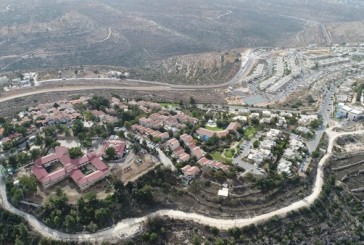 Le ministre israélien du Logement promet d’aider les israéliens qui souhaitent s’installer en Judée-Samarie