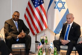 Benjamin Netanyahu rencontre le secrétaire d’état américain à la Défense Lloyd Austin à Jérusalem