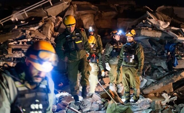 Le président Erdogan rend hommage aux secouristes israéliens qui ont sauvé des vies après le tremblement de terre en Turquie