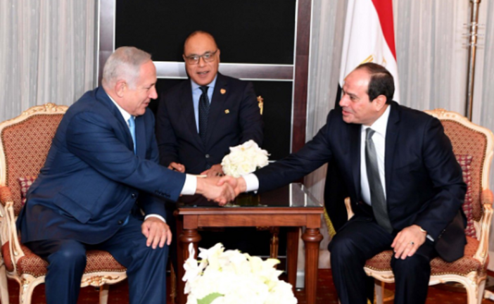 Attentat à la frontière israélo-égyptienne : le président égyptien présente ses condoléances à Benjamin Netanyahu lors d’un entretien téléphonique