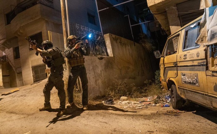 Les forces israéliennes arrêtent six personnes recherchées dans toute la Judée-Samarie