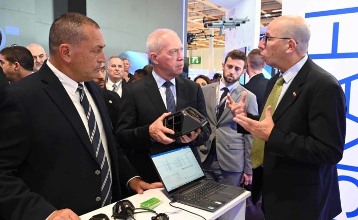 Salon du Bourget 2023 : Yoav Gallant affirme que « la technologie de pointe d’Israël est la meilleure défense face à l’Iran et ses autres ennemies »