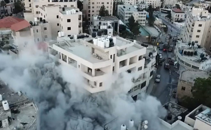 Tsahal démolit la maison du terroriste qui a perpétré un double attentat meurtrier à Jérusalem