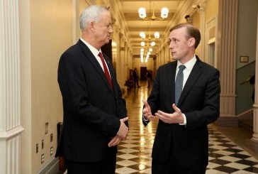 Benny Gantz rencontre le conseiller américain à la Sécurité nationale et d’autres responsables américains à Washington