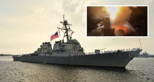 Un destroyer lance-missiles Arleigh Bark, l’USS Carney