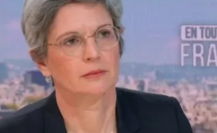Scandale sur TF1 : Sandrine Rousseau  » Gabriel Attal est juif et gay « 