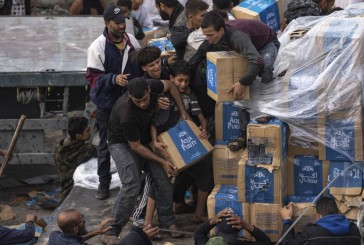 Israël en guerre : des dizaines de palestiniens meurent lors de l’acheminement de l’aide humanitaire à Gaza, le Hamas accuse Israël de les avoir tués
