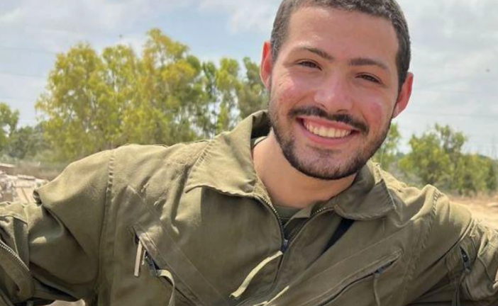 Israël en guerre : Tsahal révèle l’identité d’un soldat américano-israélien décédé le 7 octobre, dont le corps est détenu par le Hamas à Gaza