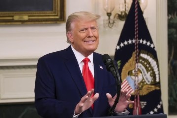 Opération Lion Levant : Donald Trump réaffirme qu’il veut une reddition « totale » de l’Iran, mais ne confirme pas si les États-Unis frapperont les installations nucléaires et militaires du pays