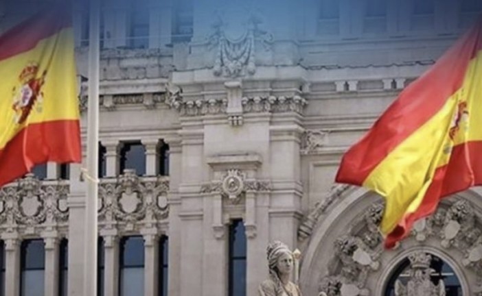 Tensions diplomatiques : Donald Trump envisage des sanctions contre l’Espagne après le blocage de livraisons d’armes à Israël