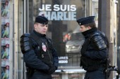 Deux rôdeurs à proximité du domicile de Riss « Charlie Hebdo », ont nié les faits et sont ressortis libres