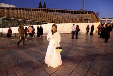 Une mariée arrêtée par la police Israélienne sur le Mont du Temple.