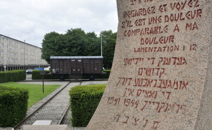 Un Tunisien condamné pour avoir mimé un salut nazi dans un mémorial de la Shoah à Drancy.